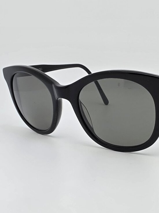 Vera Wang Nezetta Black Cat Eye Sunglasses FRAME ONLY w/ Case 52-21-135 main image 7